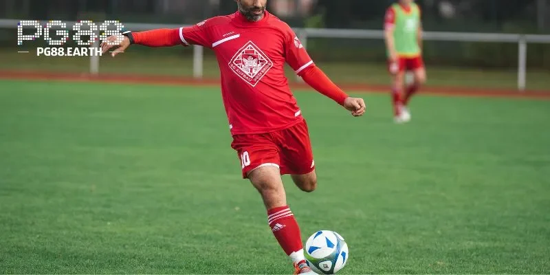 Xuất phát từ sự chênh lệch thực lực giữa hai đội bóng